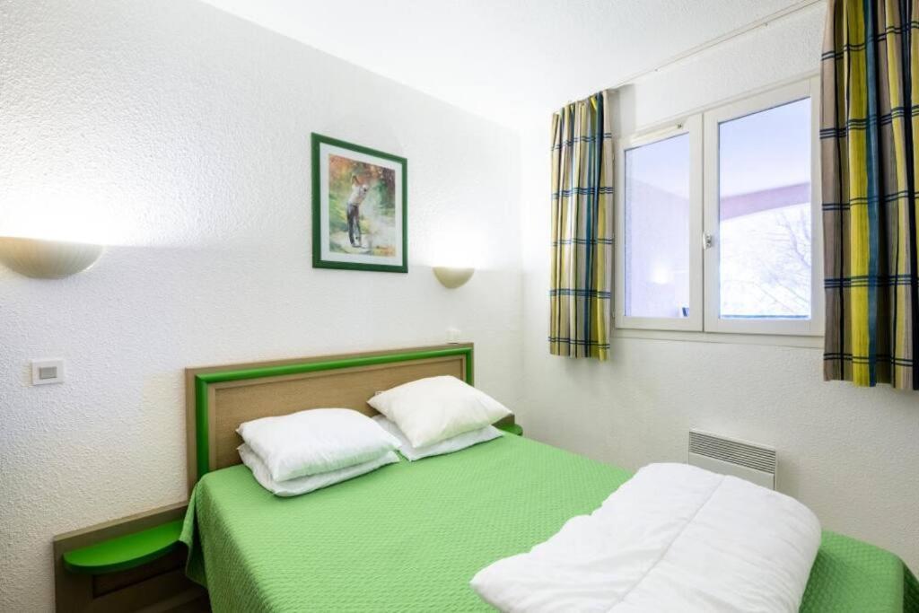 Bel Appartement Vue Sur Piscine 1 Chambre Fermee Et 1 Espace Cabine Saint-Raphaël Εξωτερικό φωτογραφία