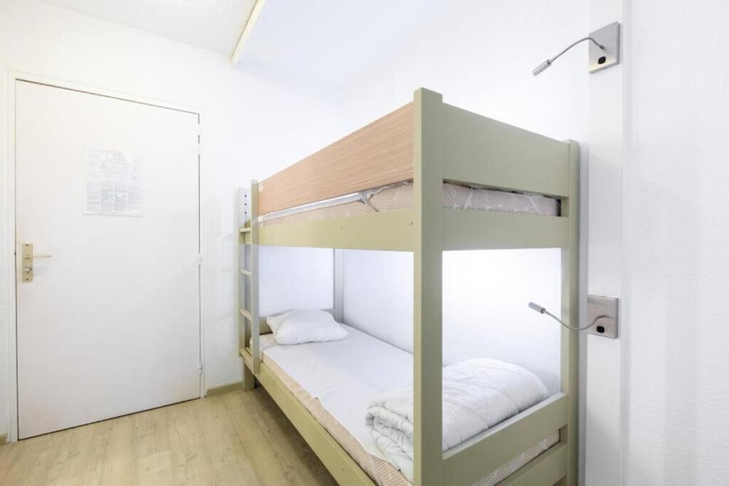 Bel Appartement Vue Sur Piscine 1 Chambre Fermee Et 1 Espace Cabine Saint-Raphaël Εξωτερικό φωτογραφία